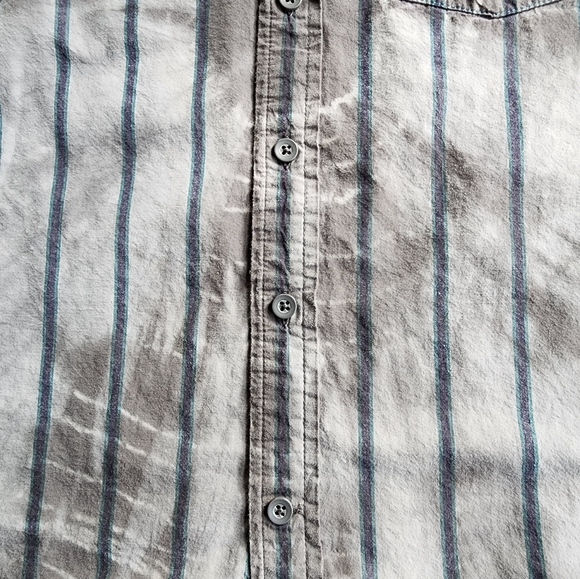 Uproar Tie-Dye Button Down Long Sleeve Casual Shirt - Picture 5 of 9
